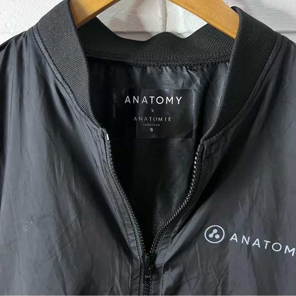 Anatomy x Anatomie Collection Culture Always Wins Black Windbreaker, Size Small - Picture 8 of 10